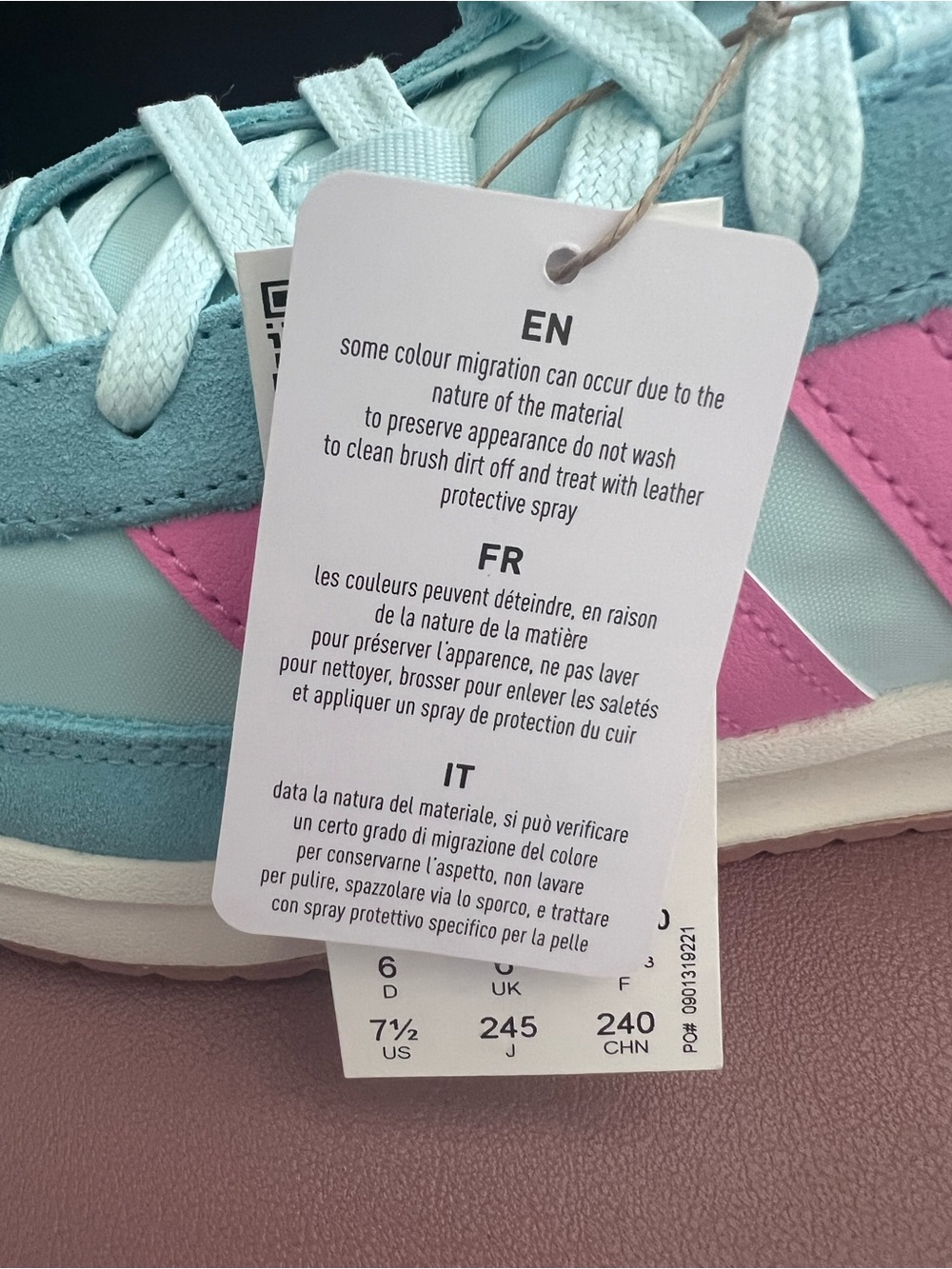 Adidas Run 70s 2.0 Sneaker Halo Mint Bliss Pink Off White Colorway Women's 7.5 - Picture 8 of 15